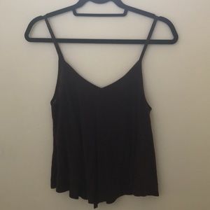 Loose maroon crop cami